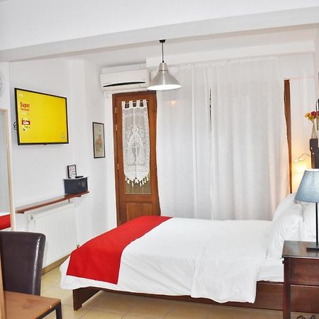Kripis Studio Thessaloniki Buitenkant foto
