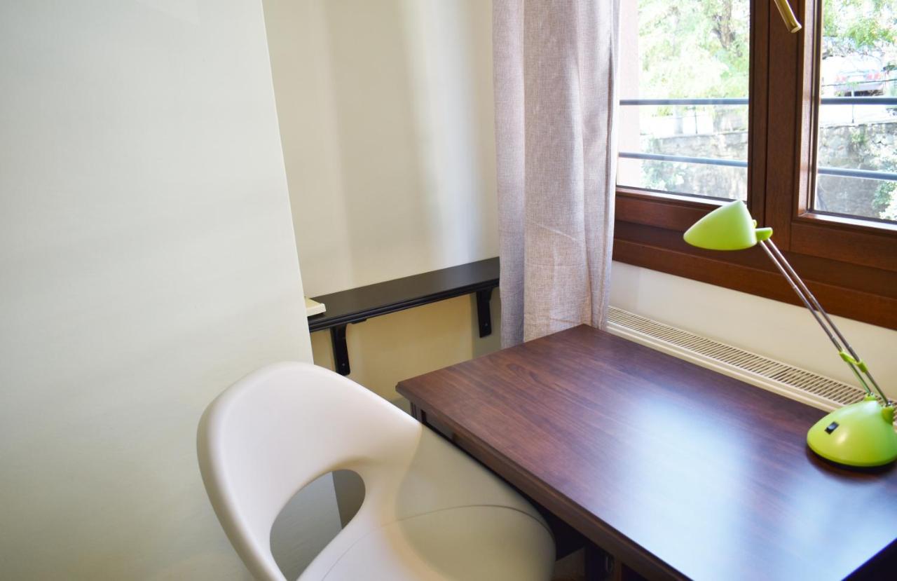 Kripis Studio Thessaloniki Buitenkant foto