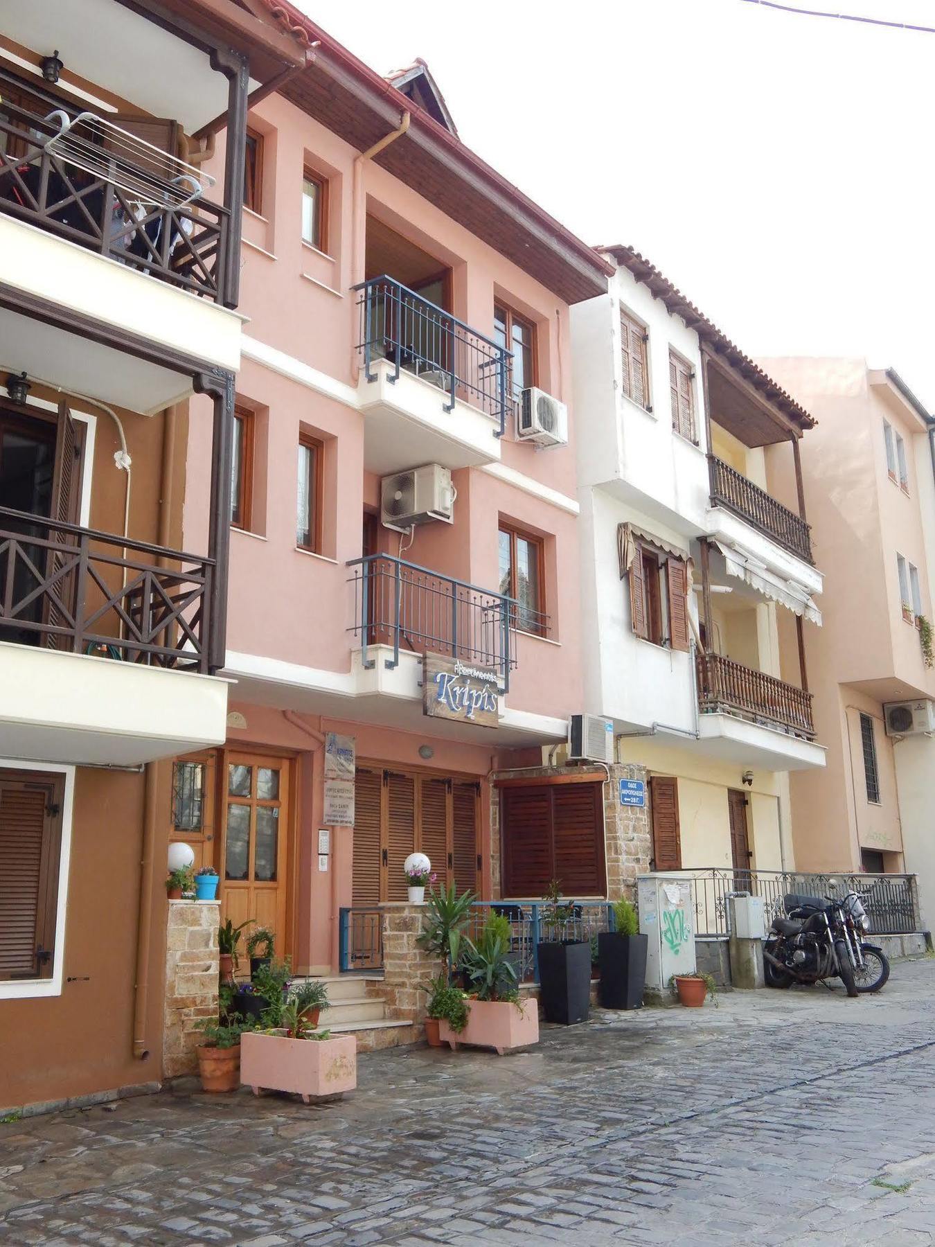 Kripis Studio Thessaloniki Buitenkant foto