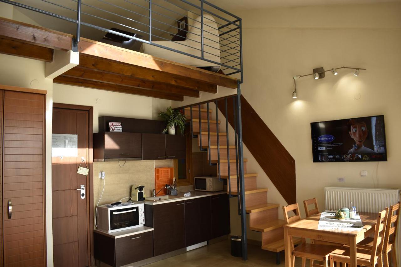 Kripis Studio Thessaloniki Buitenkant foto