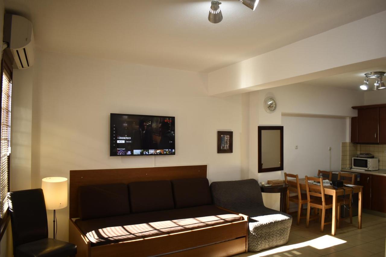 Kripis Studio Thessaloniki Buitenkant foto